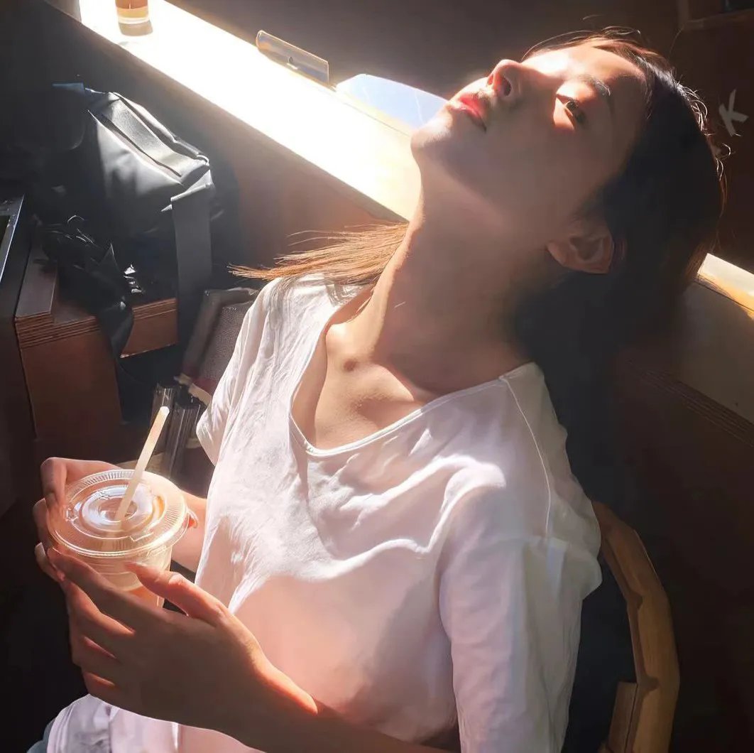 救救我今晚封面